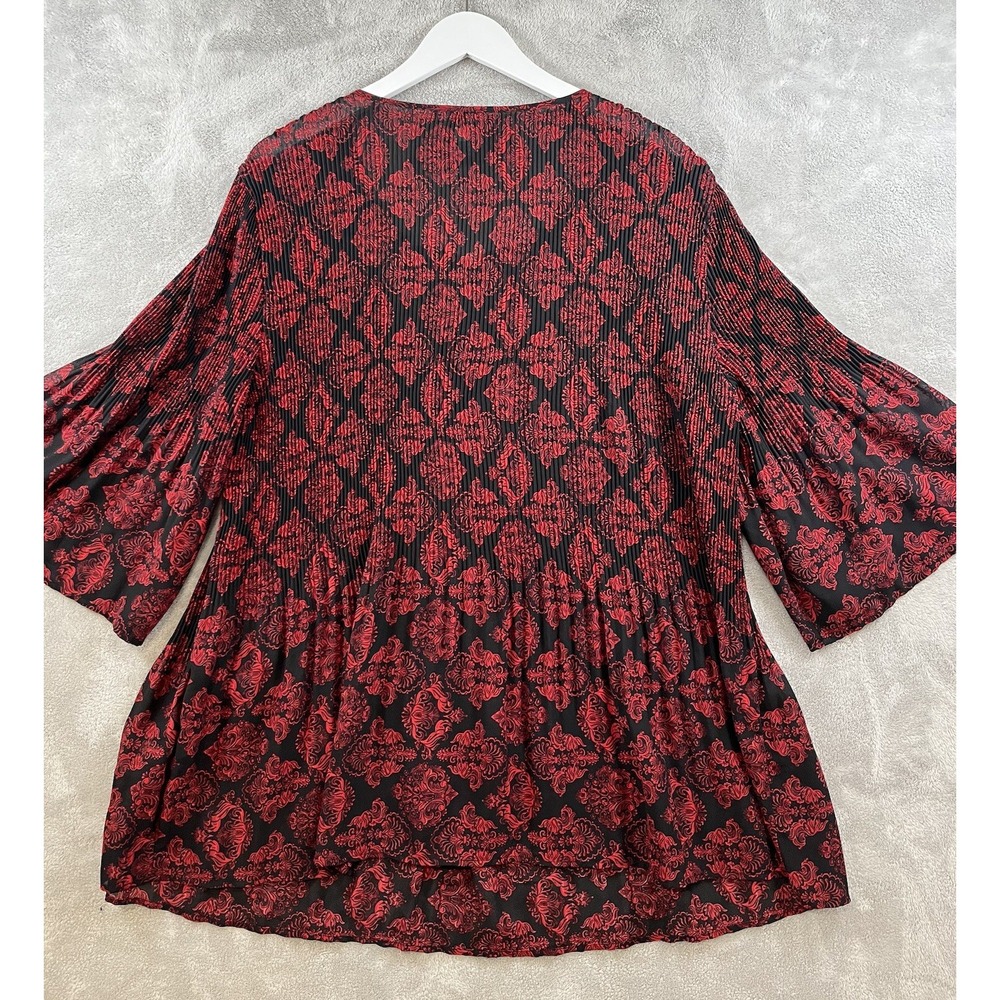 Catherines Top Women 2X 22/24 Red Black Accordion Pleat Blouse V-Neck Flare‎ Top - Picture 5 of 6